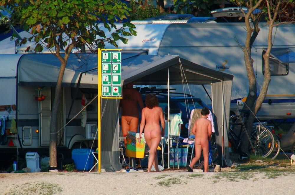 Ula FKK Camping photo gallery - Living freely and naturally is the dream of naturists