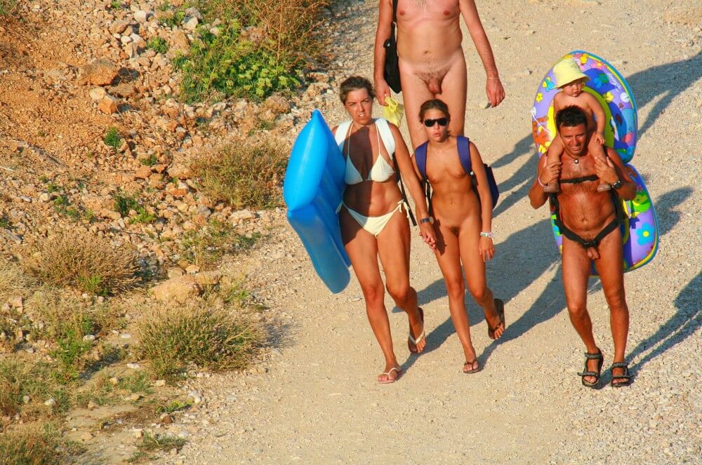 Ula FKK Beach Entry Hills pics - Nature provides the energy and strength for life, and well simply be naked