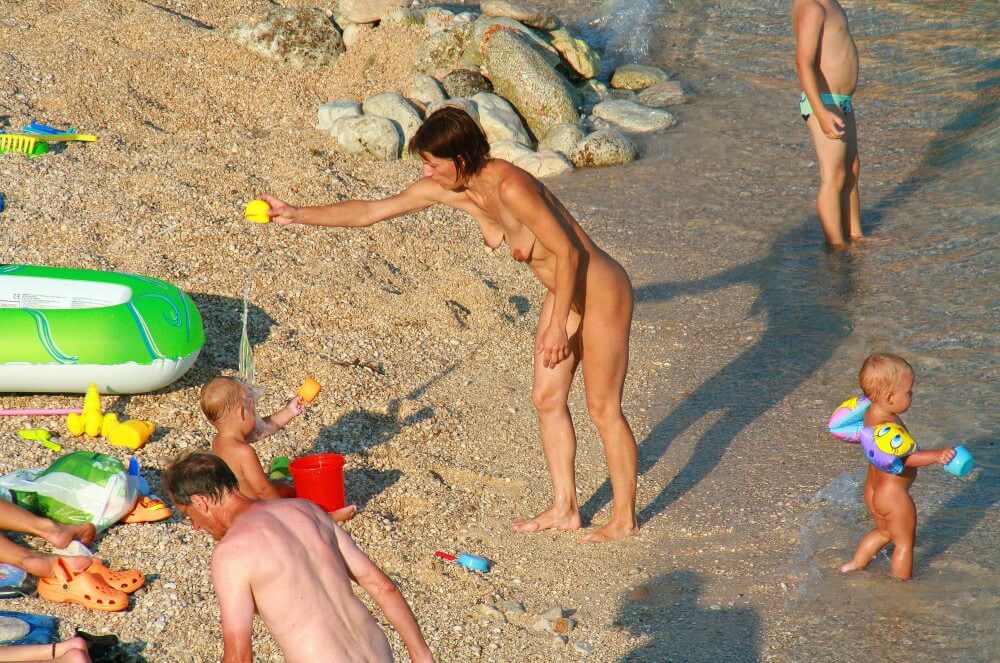Ula Naturists Beach photo gallery - Travel with elements of naturism