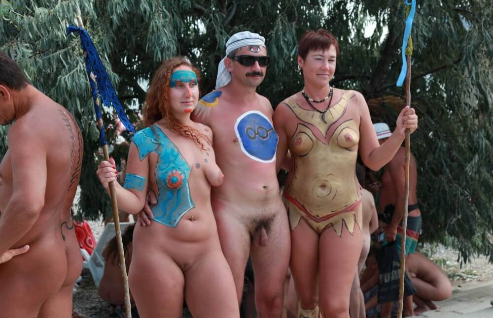 Neptune Step Relaxations pics - Naturism teaches respect for the beauty of the body and its natural forms