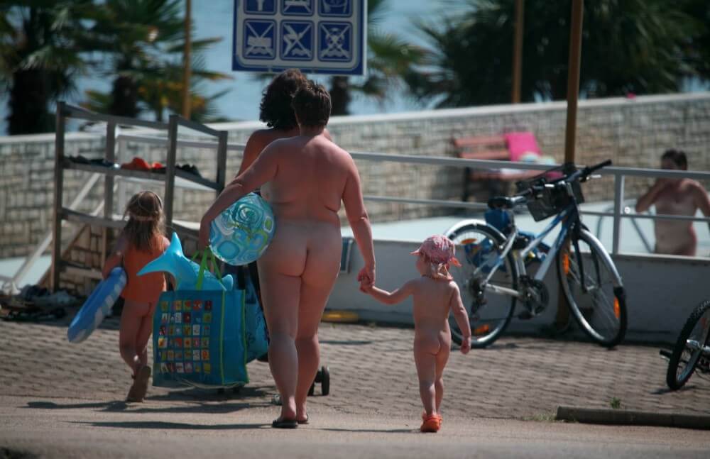 Pool Outskirt Nude Guests pics - Naturists live in harmony with nature