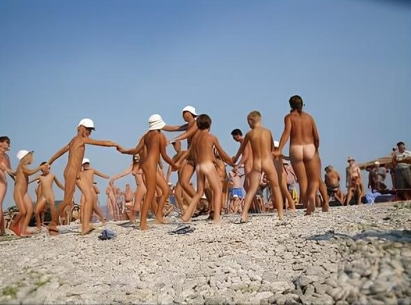 Premium Content # 37 - Home naturism in all its glory