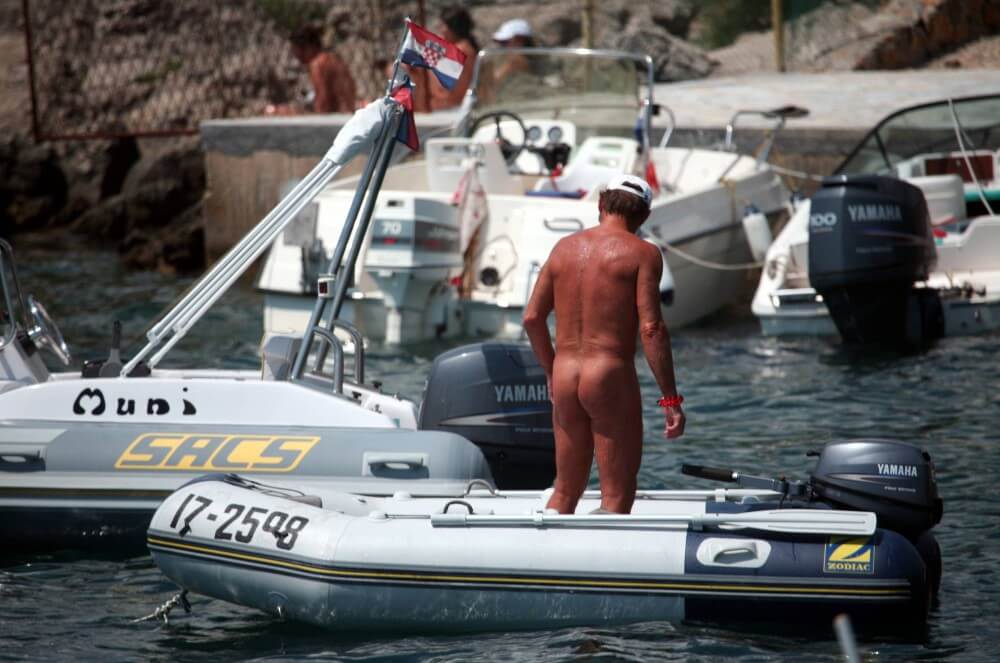 Boating and Floater Waters pics - Unrestricted freedom as the core value of nudism