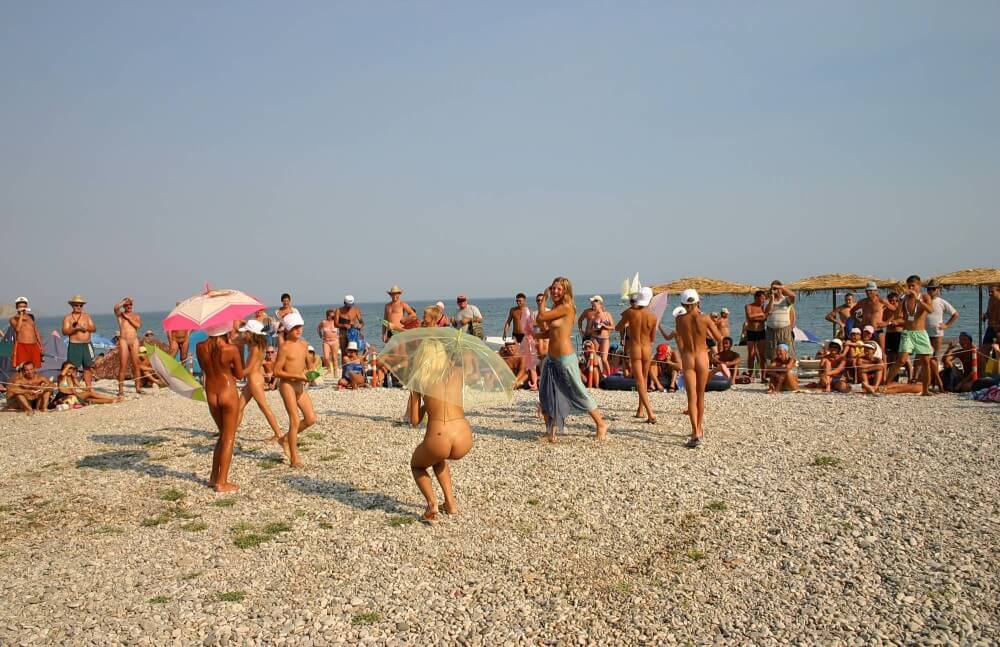 Ribbon and Umbrella Dance pics - Nudity is a part of life without shame