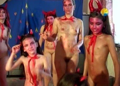Naturist Freedom: Bu Bu Bu - Joy and pleasure are part of the nudist experience