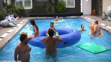 Piano pool and tennis Full HD - Nudity as a natural part of human existence