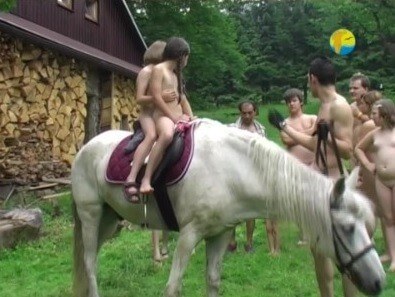 Naturist Freedom: In the Sun - Being yourself is part of nudism