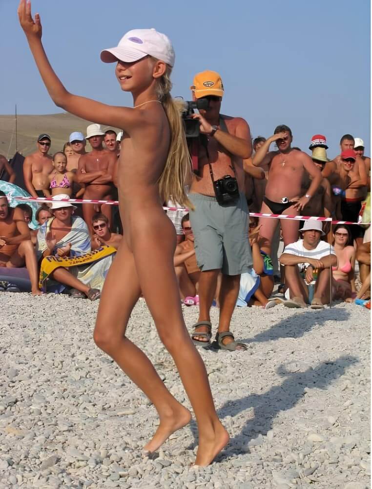 Holiday of the Neptune photos - The nature of nudism provides strength and inspiration
