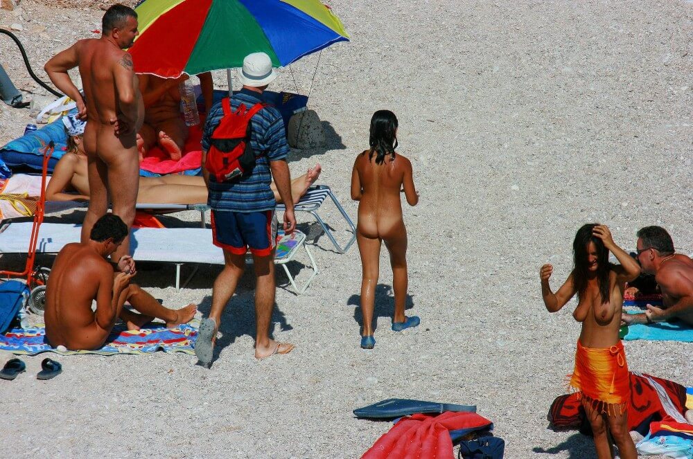 Uka FKK Beach Parenting Nudist beach pics - Many naturists are members of Green parties or various environmental movements