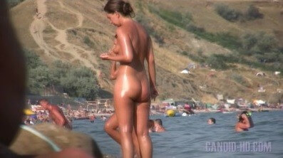 Candid HD Beach adventures Full HD - Naturism as a lifestyle and a way to connect with nature