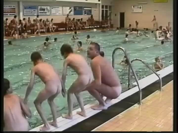 Helios Natura: Splish Splash Bares - Nudism helps overcome complexes and fears
